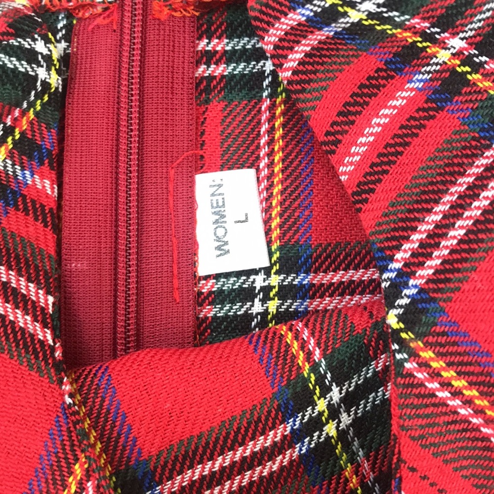 Women’s Red Plaid Dress - Picture 3 of 5